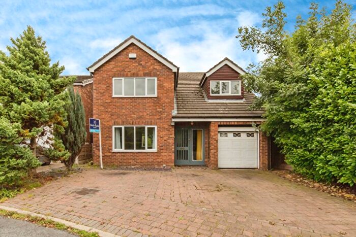 4 Bedroom Detached House For Sale In Glenorchy Close, Holmes Chapel, Crewe, Cheshire, CW4