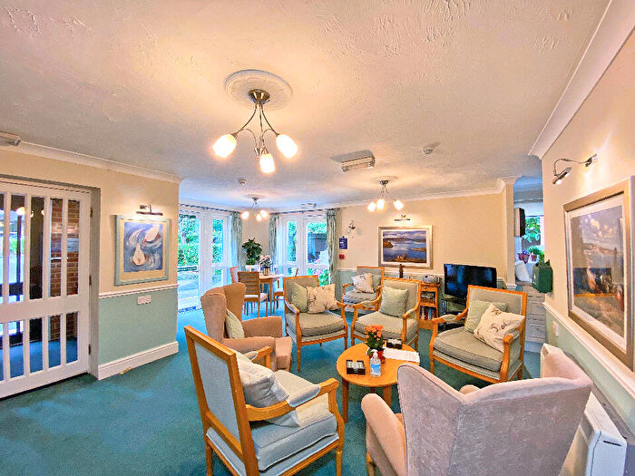 1 Bedroom Retirement Property To Rent In Upper Gordon Road, Camberley, GU15