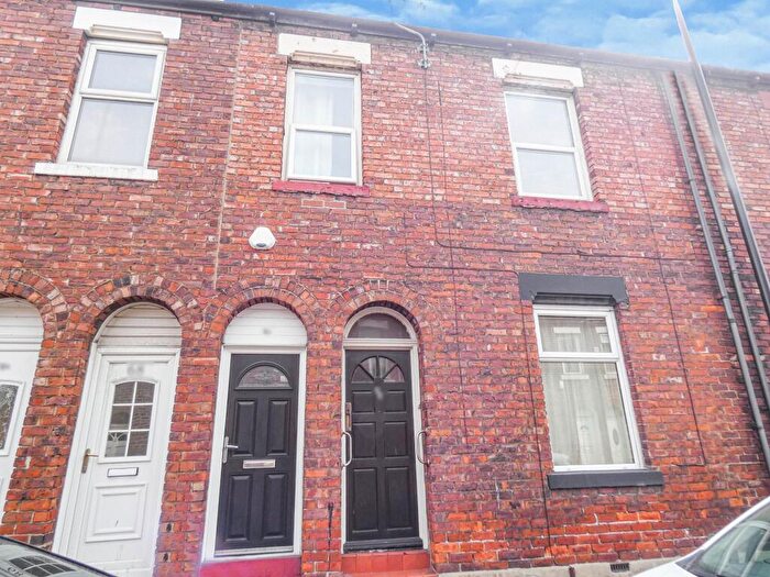 2 Bedroom Flat For Sale In Gladstone Street, Sunderland, Tyne And Wear, SR6