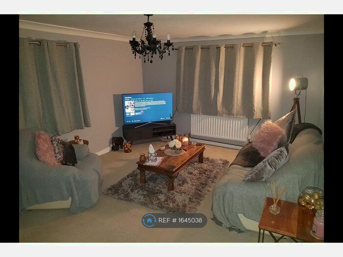 1 Bedroom Flat To Rent In Station Road North, Belton, NR31