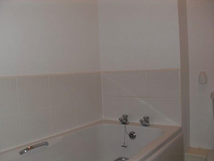 1 Bedroom Flat For Sale In Plumpton Mews, Widnes, WA8