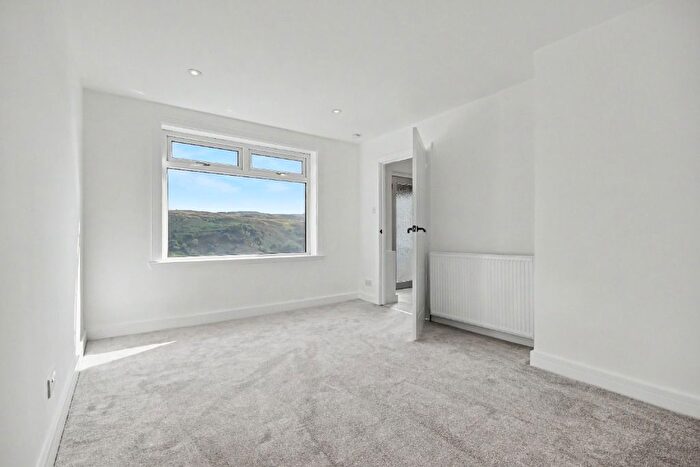 2 Bedroom Semi Detached House For Sale In Minerva Terrace, Inverclyde, Greenock, PA16