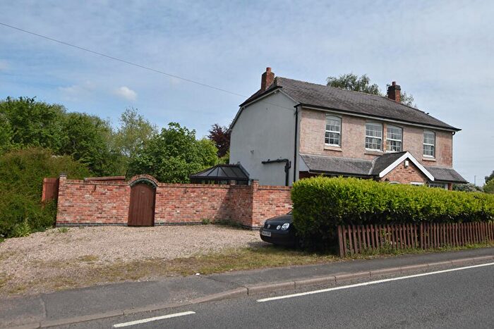 4 Bedroom Detached House For Sale In Nottingham Road, Cotes, LE12
