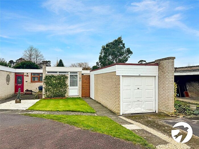 3 Bedroom Bungalow For Sale In Longfield Place, Maidstone, Kent, ME15