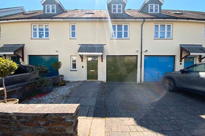 3 Bedroom Town House To Rent In Vigo Mews, Tavistock, PL19