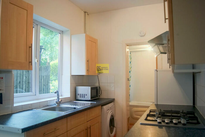 3 Bedroom Terraced House To Rent In Dawlish Road, Selly Oak - Student Property, B29