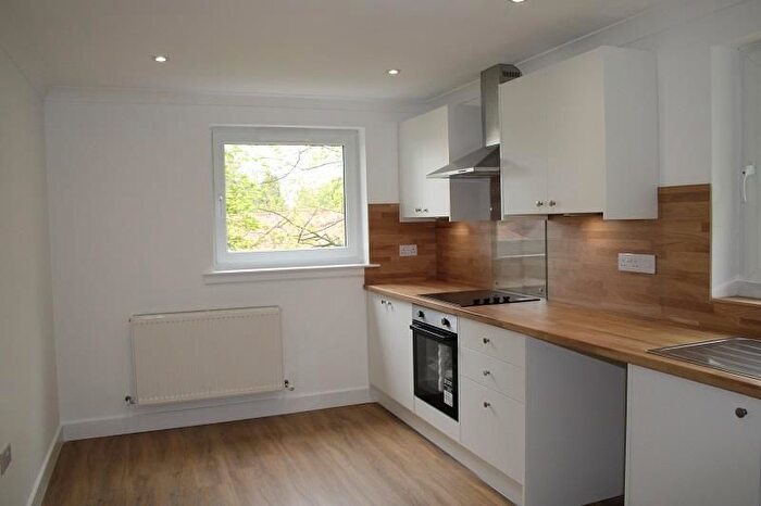 2 Bedroom Flat To Rent In Hazel Drive, Dundee, DD2