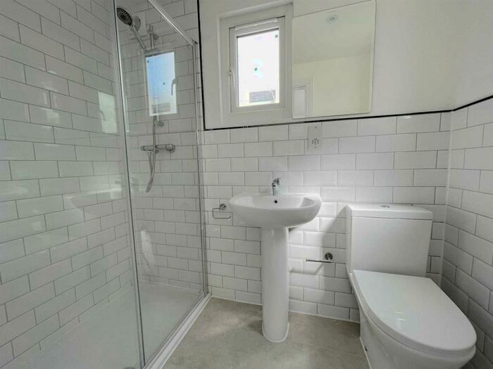 Studio To Rent In Bathurst Walk, Iver, SL0