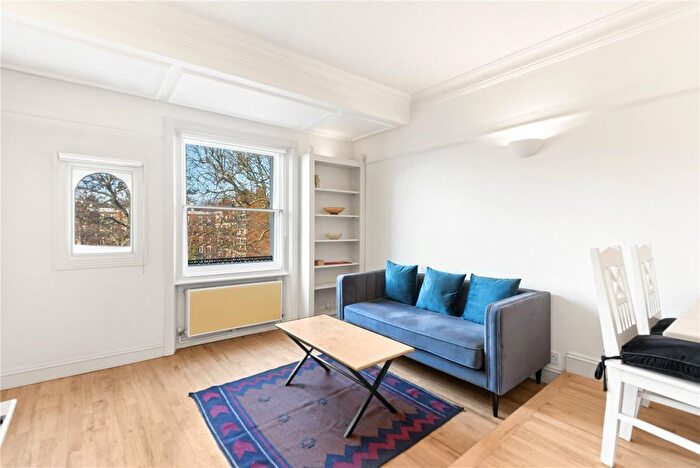 1 Bedroom Flat For Sale In Penywern Road, London, SW5