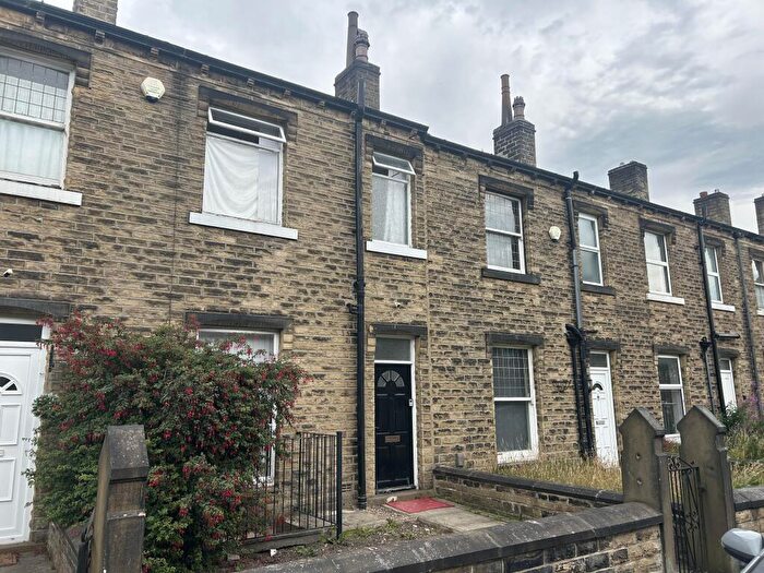 5 Bedroom Terraced House For Sale In Armitage Road, Birkby, Huddersfield, West Yorkshire, HD2