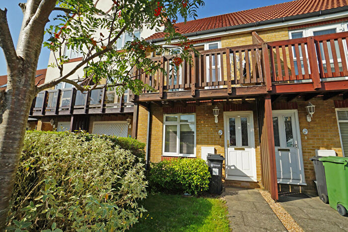 2 Bedroom Terraced House To Rent In Tintagel Way, Port Solent, Portsmouth, PO6