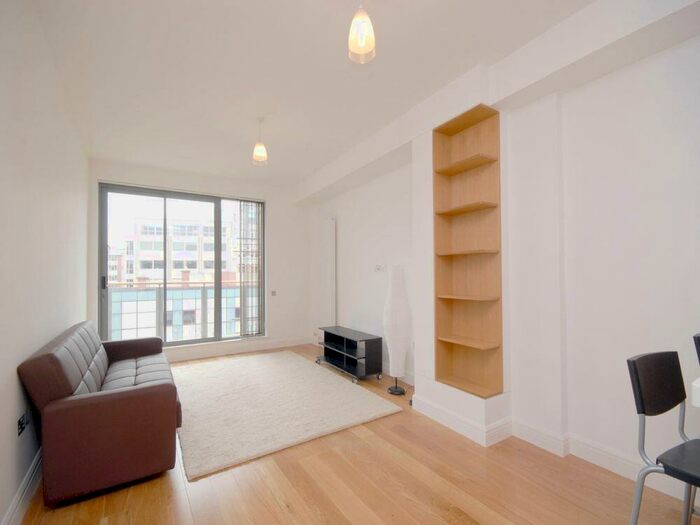 2 Bedroom Apartment To Rent In Turnmill Street, EC1M