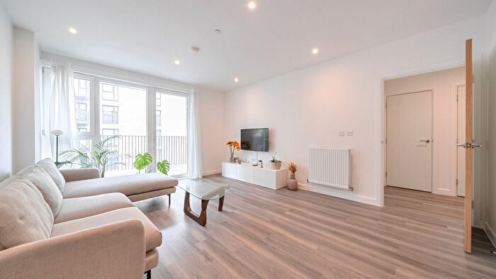 1 Bedroom Flat For Sale In Gadwall House, Vanguard Way, London, E17