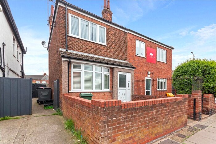 2 Bedroom Semi Detached House For Sale In Park Street, Cleethorpes, N E Lincs, DN35