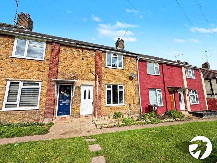 3 Bedroom Terraced House To Rent In Darnley Road, Rochester, Kent, ME2