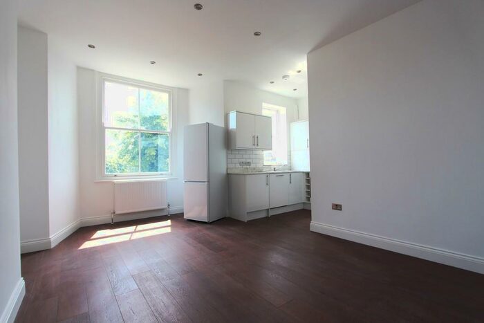 2 Bedroom Apartment To Rent In Ospringe Road, Kentish Town, London, NW5