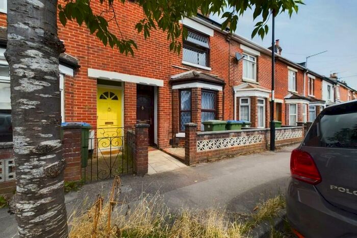 2 Bedroom Terraced House To Rent In York Road, Southampton, SO15