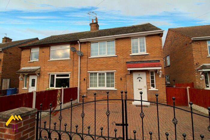 3 Bedroom Semi-Detached House To Rent In Glebe Road, Campsall, Doncaster DN6
