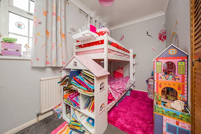 3 Bedroom End Of Terrace House For Sale In Newtown Road, New Denham, Uxbridge, UB9