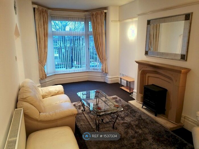 2 Bedroom Flat To Rent In Lytham St Annes, St Annes, FY8