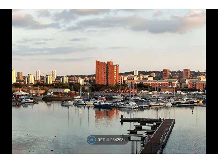 2 Bedroom Flat To Rent In Drift Court, London, E16