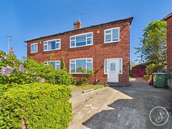 3 Bedroom Semi-Detached House For Sale In Woodland Rise, Leeds, LS15