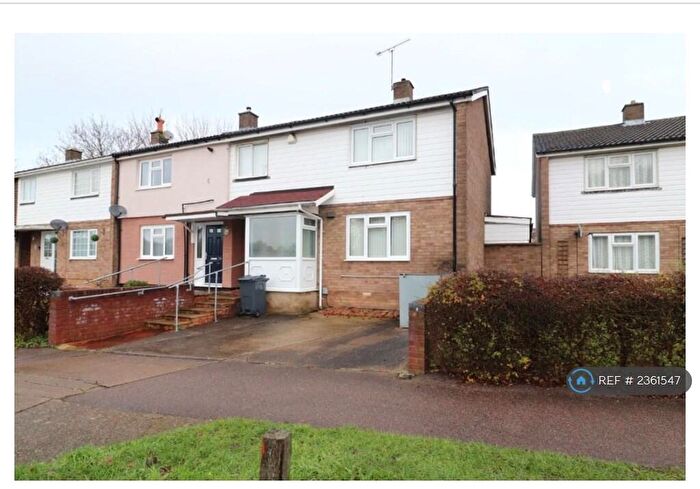 3 Bedroom End Of Terrace House To Rent In Chells Way, Stevenage, SG2