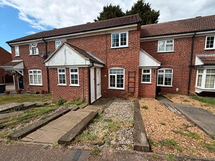 2 Bedroom Property For Sale In The Paddocks, Potton, Sandy, SG19