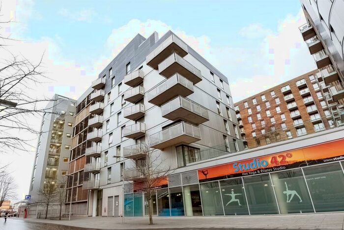 2 Bedroom Apartment To Rent In Chatham Place, Reading, RG1