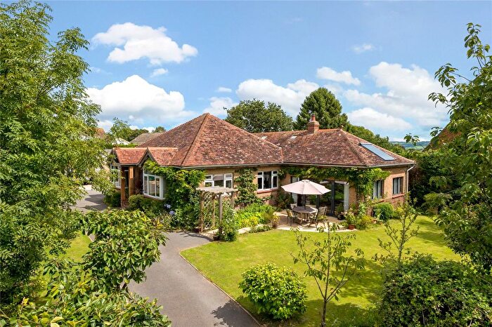 4 Bedroom Bungalow For Sale In Elm Farm Lane, Colyford, Colyton, Devon, EX24