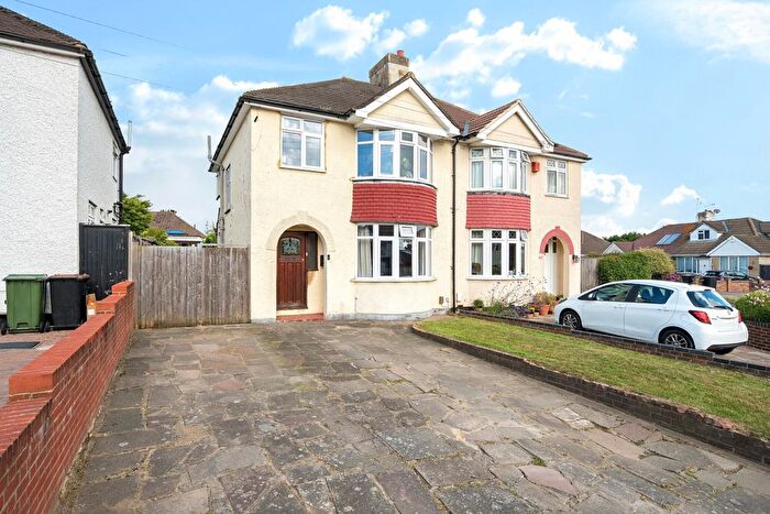 3 Bedroom Semi-Detached House For Sale In Lancing Road, Orpington, BR6