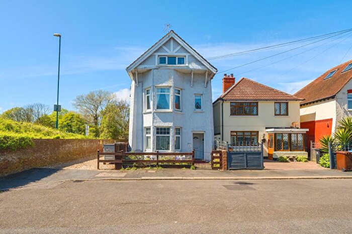 1 Bedroom Flat For Sale In Gordon Avenue, Whyke House, Bognor Regis, PO22