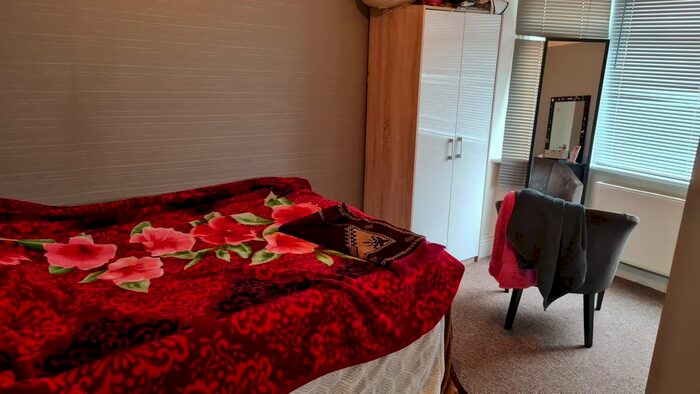 Studio To Rent In Wadham Gardens, Greenford, UB6