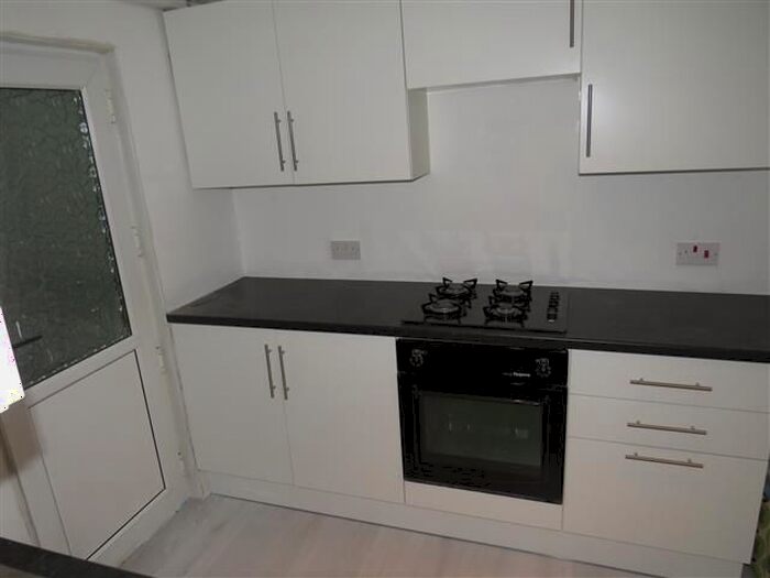 1 Bedroom Flat To Rent In Devonshire Road, Hastings, TN34