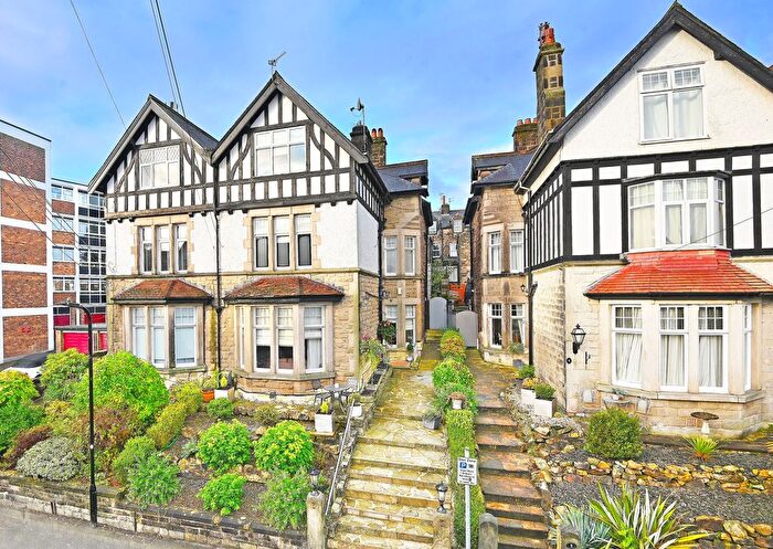 5 Bedroom Property For Sale In Spring Grove, Harrogate, HG1