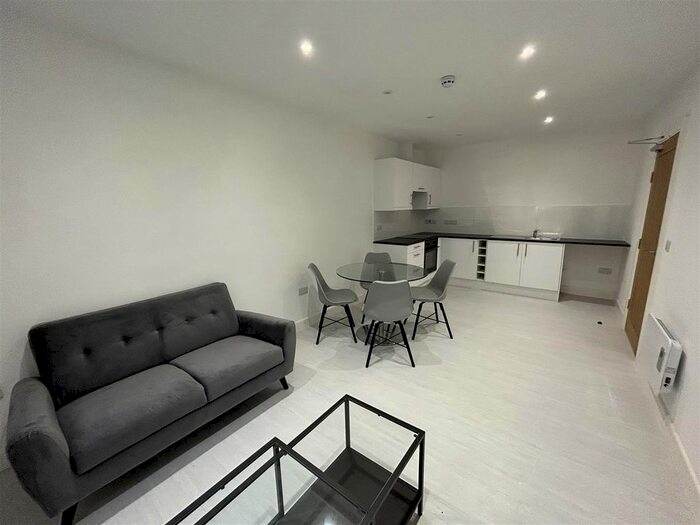 1 Bedroom Flat To Rent In Church Court, Morley, Leeds, LS27