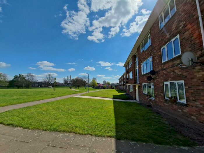 1 Bedroom Flat To Rent In Goodison Boulevard, Doncaster, DN4