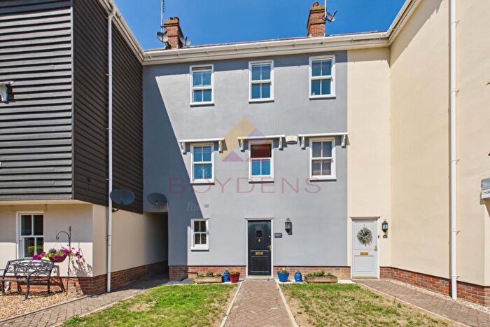 4 Bedroom Town House For Sale In St Peters Street, Colchester, CO1