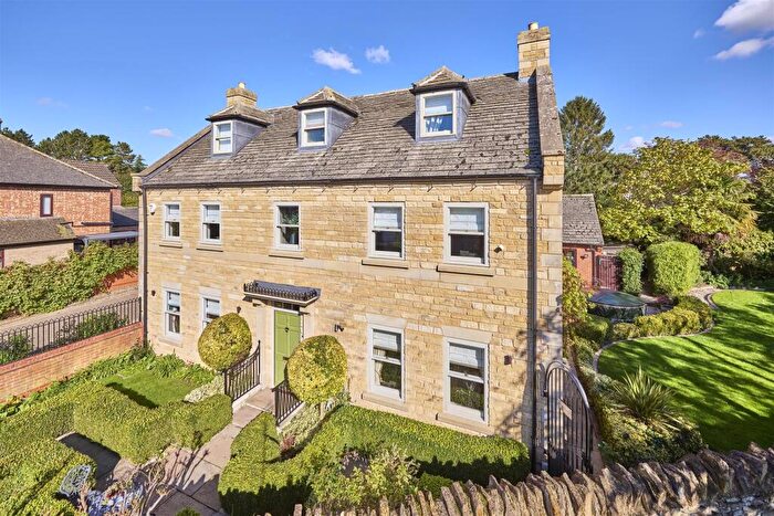 5 Bedroom Detached House For Sale In The Old Nursery, Wansford, PE8