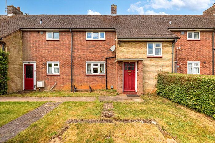 3 Bedroom Terraced House For Sale In Bush Close, Toddington, Bedfordshire, LU5