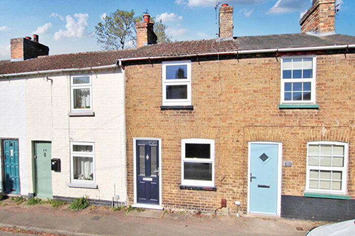 2 Bedroom Terraced House For Sale In Ivel Road, Sandy, SG19