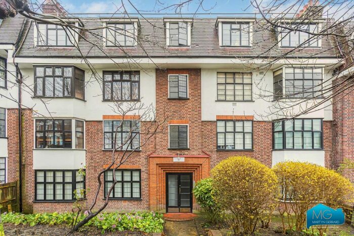 2 Bedroom Apartment To Rent In Seymour Court, Colney Hatch Lane, Muswell Hill, N10