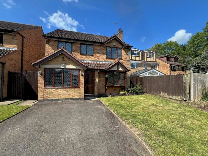 4 Bedroom Detached House To Rent In Winchester Close, Banbury, Oxon, OX16