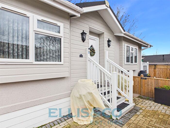 2 Bedroom Bungalow For Sale In Bourne Park, Golden Green, Tonbridge, Kent, TN11