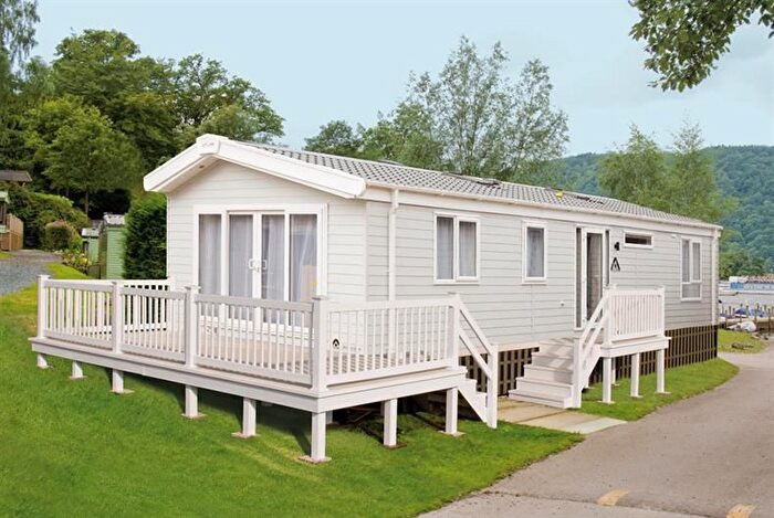2 Bedroom Mobile/park Home For Sale In Cabus Nook Lane, Cabus, Preston, PR3