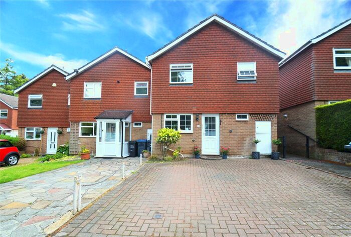 3 Bedroom Semi-Detached House To Rent In Charlton Gardens, Coulsdon, CR5