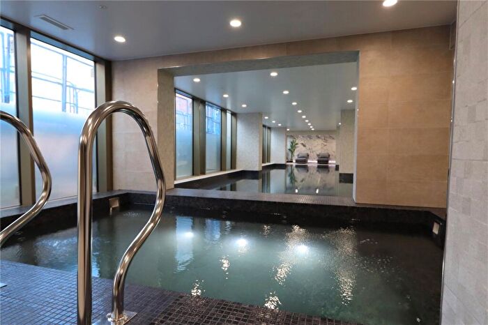 2 Bedroom Apartment To Rent In Hulme Street, Salford, Greater Manchester, M5