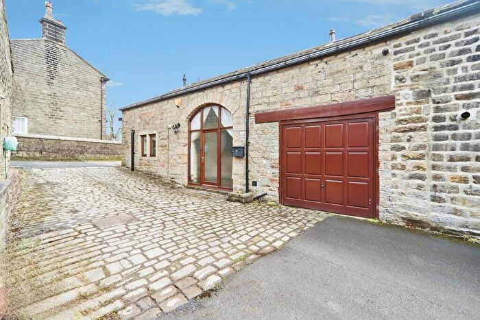 3 Bedroom Barn Conversion For Sale In Dockroyd, Oakworth, Keighley, BD22