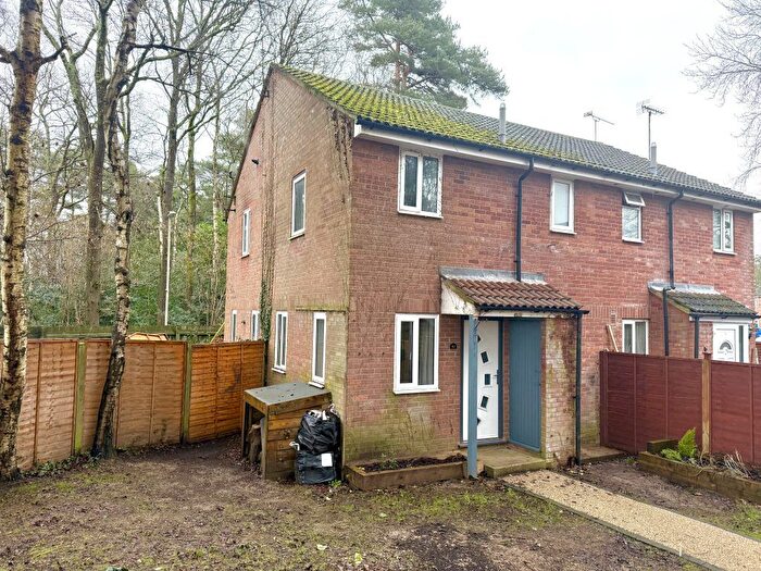 1 Bedroom End Terrace House To Rent In Wellington Avenue, Whitehill, Hampshire, GU35