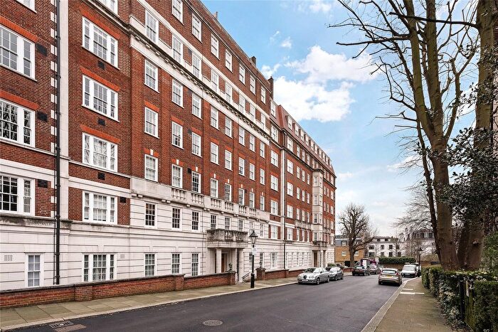 3 Bedroom Flat For Sale In Duchess Of Bedfords Walk, London, W8